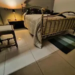 By 2 بيت للعطل غروتاليي