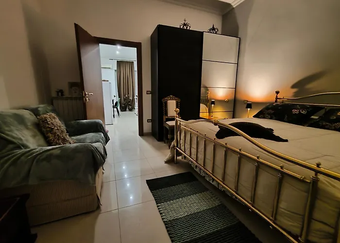 By 2 غروتاليي